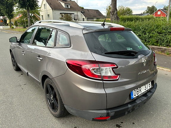 Renault Megane III 3 of 5