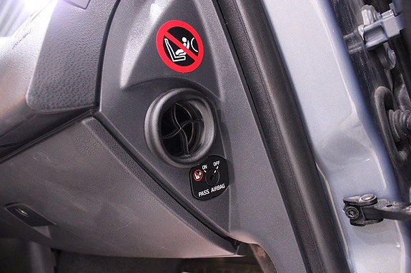 Volvo V50 17 of 27