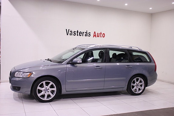 Volvo V50 5 of 5