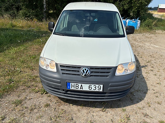 Volkswagen Caddy 2 of 5