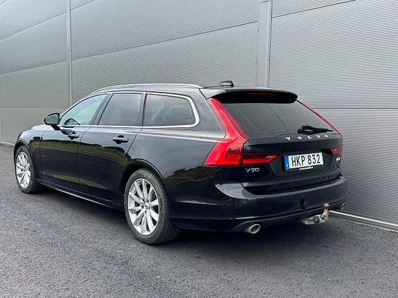 Volvo V90 4 of 5