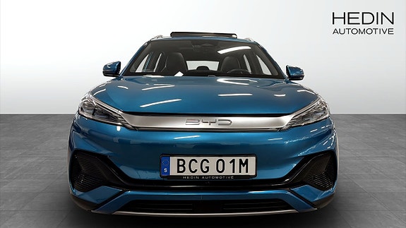 BYD Atto 3 2 of 5