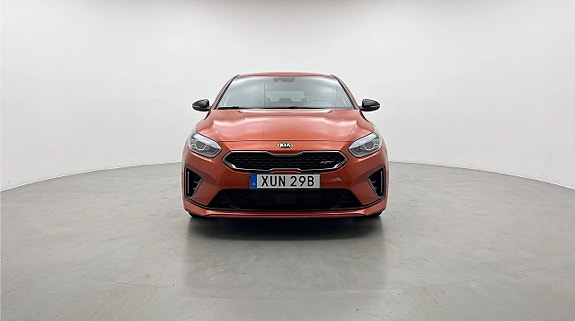 Kia ProCeed 2 of 24