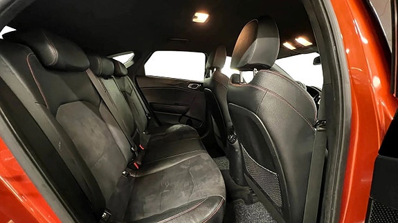 Kia ProCeed 13 of 24