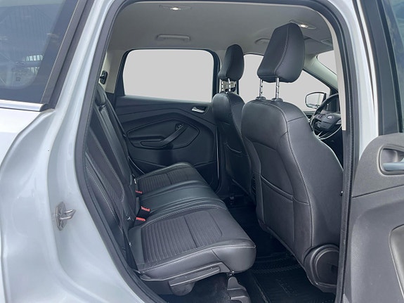 Ford Kuga 5 of 5