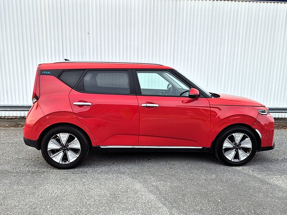 Kia e-Soul 6 of 24