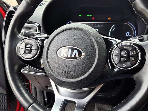 Kia e-Soul 15 of 24