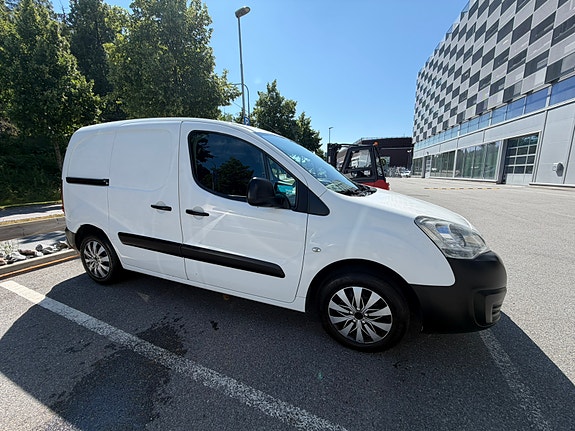Peugeot Partner 2 of 5