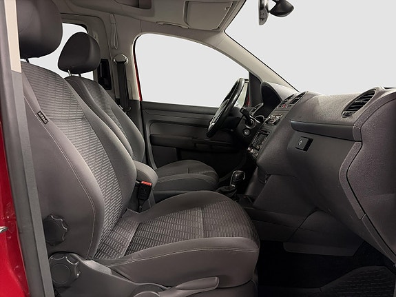 Volkswagen Caddy Maxi 4 of 5