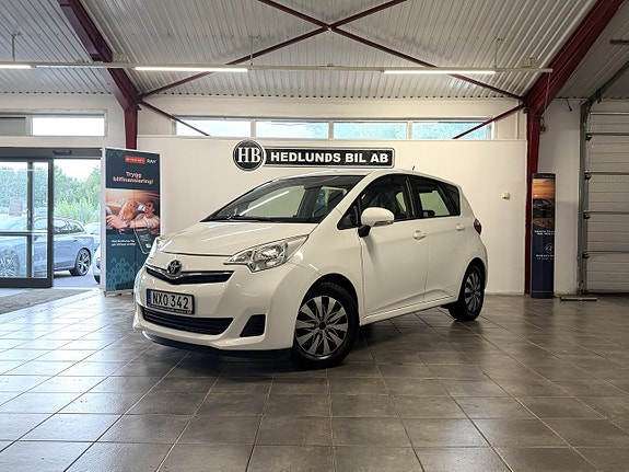 Toyota Verso-S 4 of 20