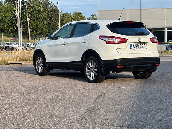 Nissan Qashqai 2 of 6
