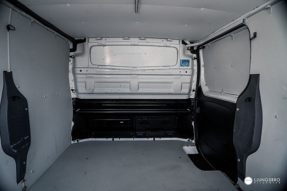 Renault Trafic 5 of 15