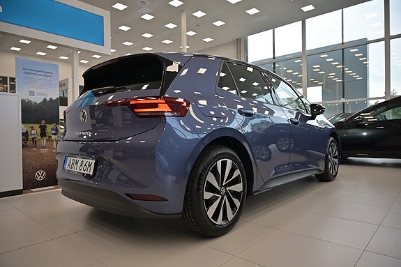 Volkswagen ID.3 6 of 27