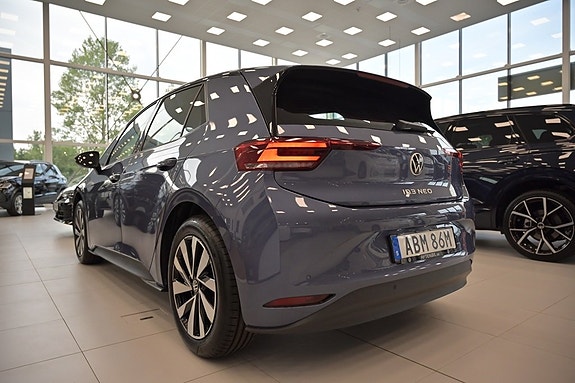 Volkswagen ID.3 4 of 27