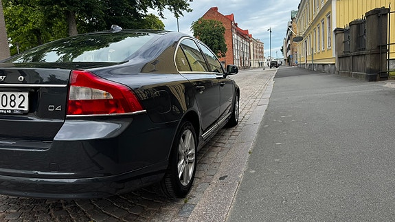 Volvo S80 4 of 4
