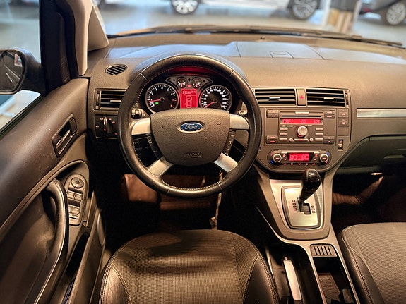 Ford C-Max 10 of 13