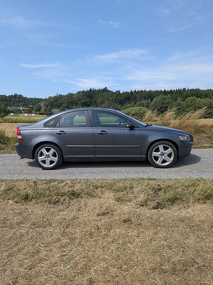 Volvo S40 3 of 5