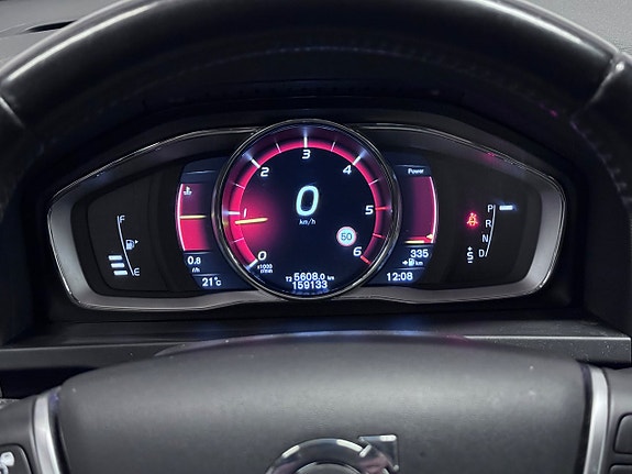 Volvo V60 Cross Country 19 of 25