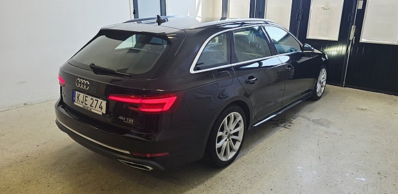 Audi A4 7 of 24