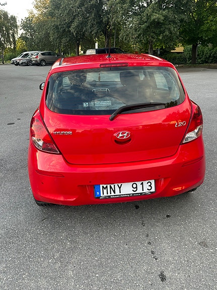 Hyundai i20 4 of 5