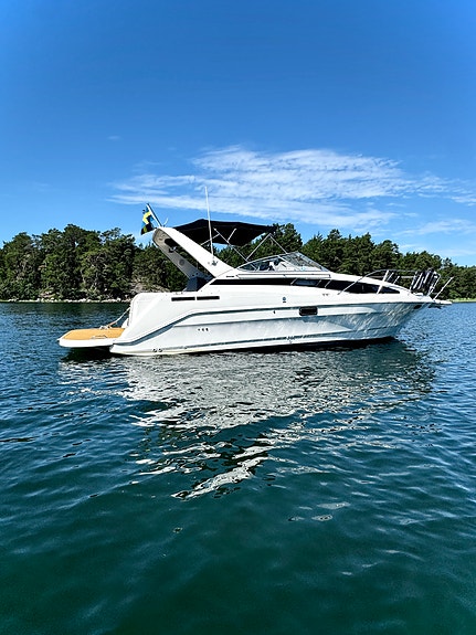 Bayliner 2855 Ciera Sunbridge Mercruiser 496MAG/Bravo 3 2 of 5