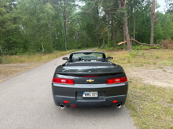 Chevrolet Camaro 9 of 11