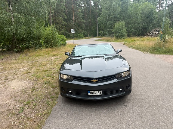 Chevrolet Camaro 10 of 11