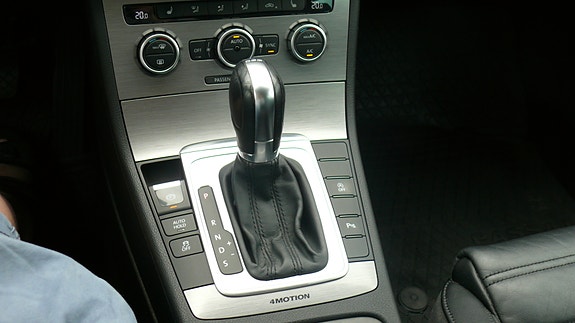 Volkswagen Passat 14 of 18