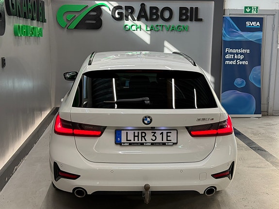 BMW 330e 8 of 26
