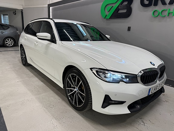 BMW 330e 7 of 26