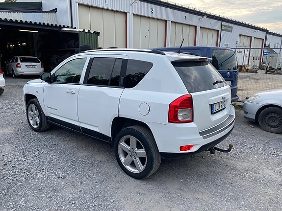 Jeep Compass 11 of 13