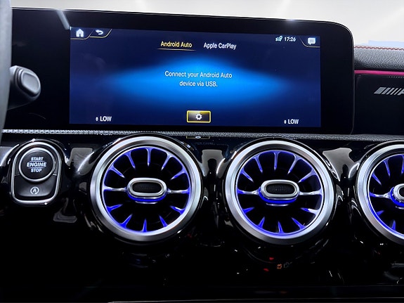 Mercedes-Benz CLA45 19 of 21