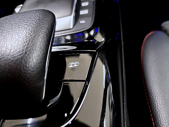 Mercedes-Benz CLA45 14 of 21