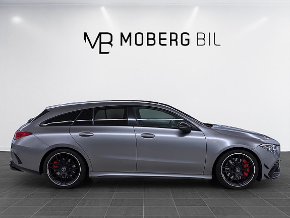 Mercedes-Benz CLA45 3 of 5