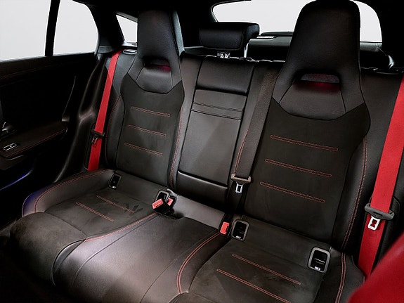 Mercedes-Benz CLA45 9 of 21