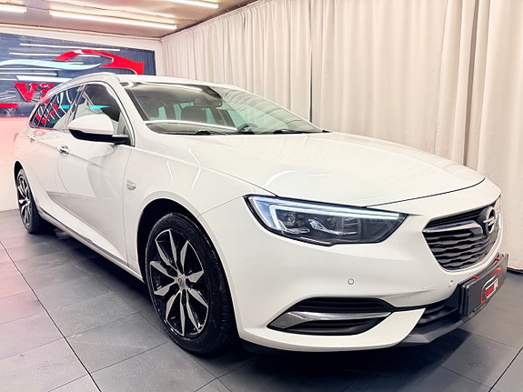 Opel Insignia 3 of 5