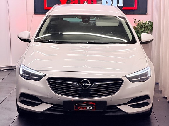 Opel Insignia 4 of 5