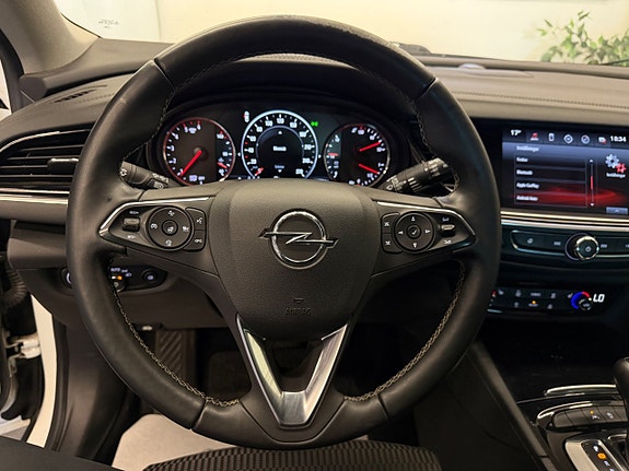 Opel Insignia 15 of 21