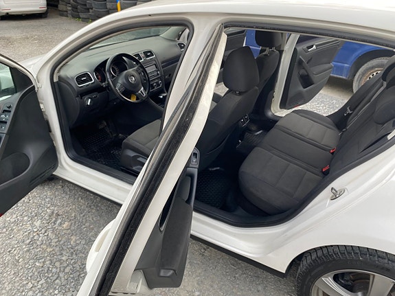 Volkswagen Golf VI 8 of 11