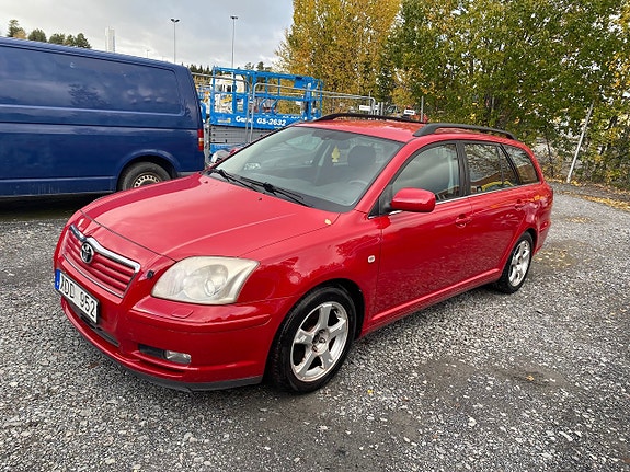 Toyota Avensis 8 of 9