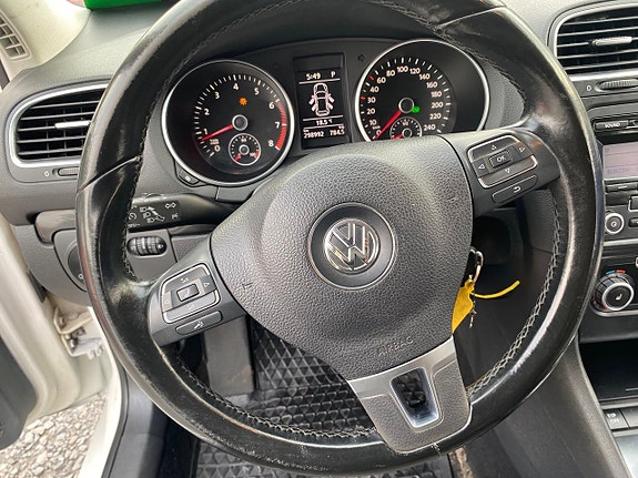 Volkswagen Golf VI 4 of 11