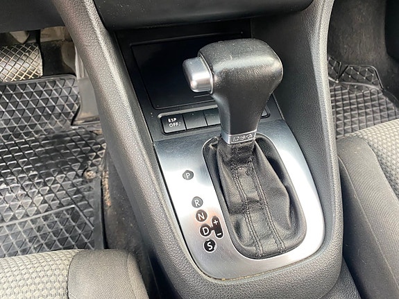 Volkswagen Golf VI 3 of 11