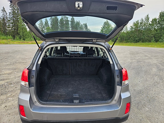 Subaru Outback 4 of 5
