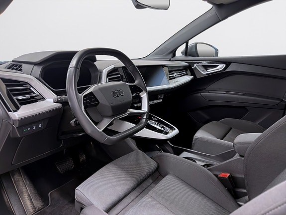 Audi Q4 e-tron 15 of 20
