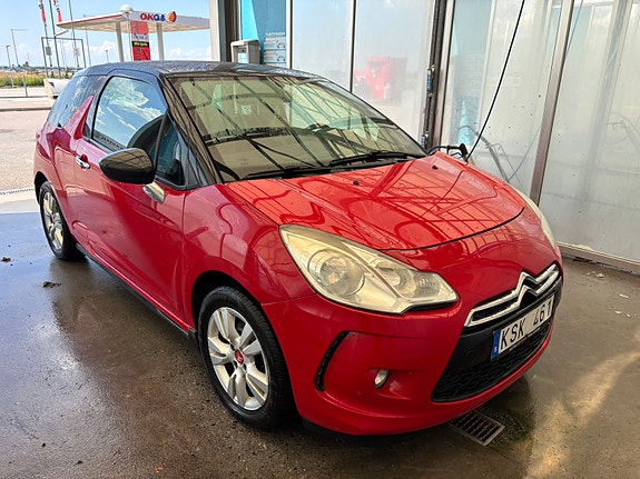 Citroen DS3 2 of 4