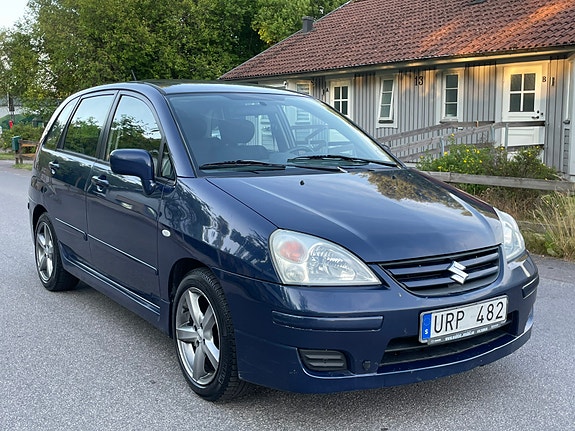 Suzuki Liana 2 of 5