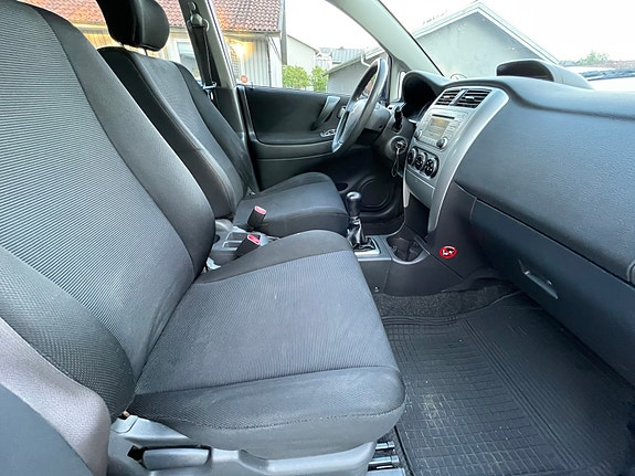 Suzuki Liana 5 of 5