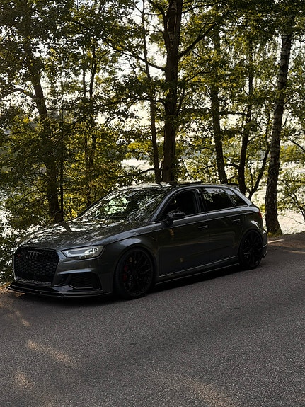 Audi RS3 2 of 5