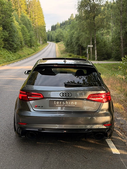 Audi RS3 3 of 5
