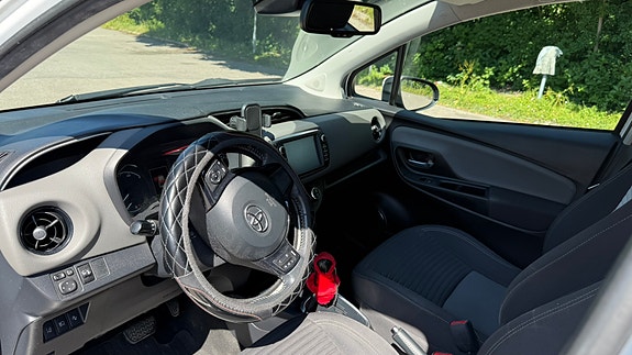 Toyota Yaris 8 of 11